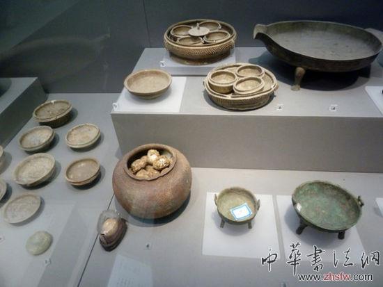 西周鸡蛋博物馆展出 网友戏说：为何没有西周小鸡
