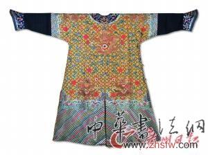 御用概念板块趋热 龙袍跃入拍卖会 但矜贵龙袍难“加身”