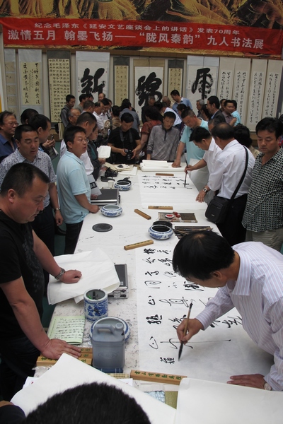“陇风秦韵”九人书法展在西安长庆大厦开展