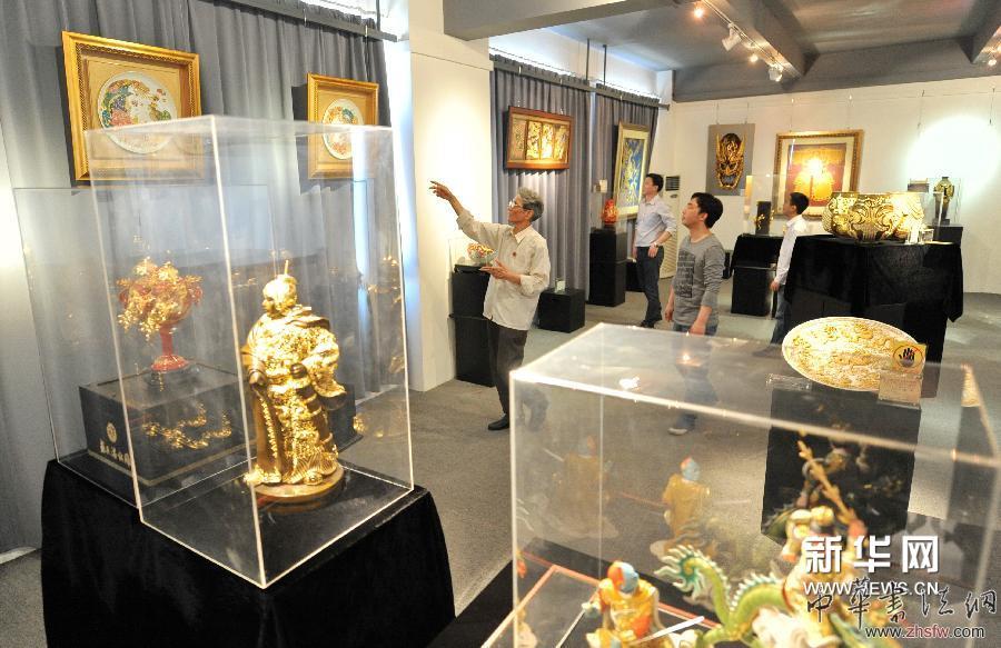 这是位于厦门的“蔡氏漆线雕艺术馆”一角（4月13日摄）。