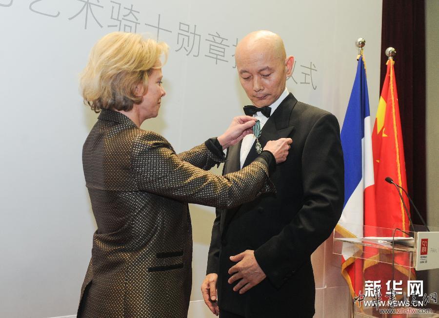 （文化）（3）葛优被授予法国文学艺术骑士勋章