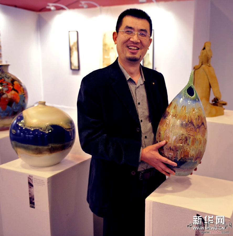 （国际）（2） “视觉中国·瓷上敦煌”中国陶瓷艺术展在巴黎开幕