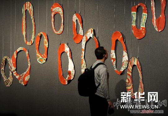 （晚报）（1）朱乐耕当代陶艺展亮相国家大剧院