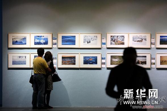 #（服务专线）（1）季叶海极地摄影作品展开幕