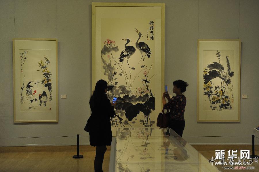 （晚报）（1）“杜蘅情怀——朱军绘画作品展”在京开幕