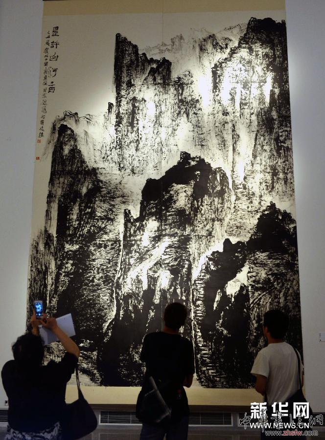#（文化）（2）“墨许山河——曾来德书画艺术展”在杭州开幕