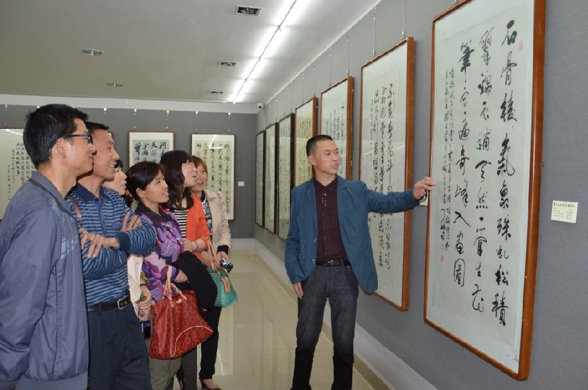 黄山颂全国百家书法作品隆重展出