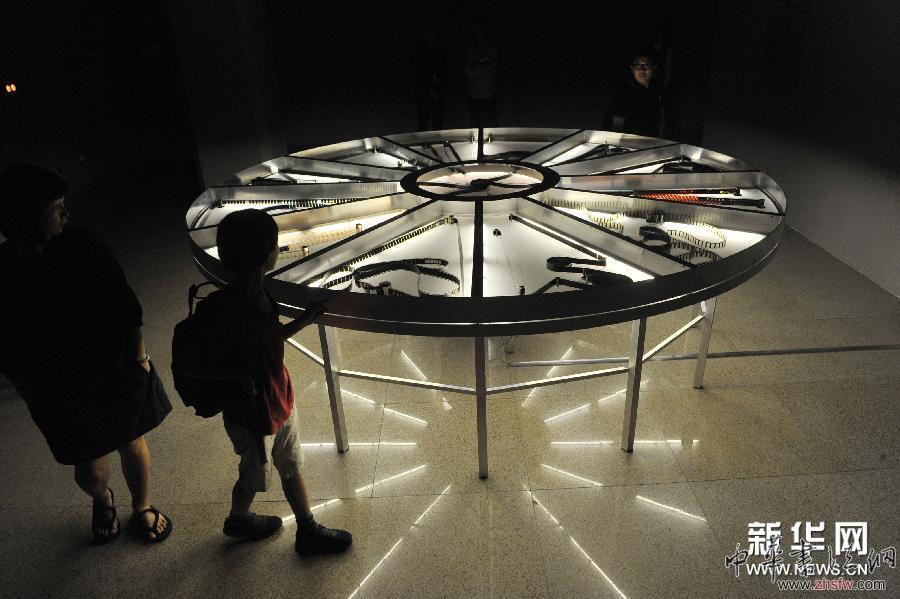 （文化）（2）“齐物等观：2014年国际新媒体艺术三年展”在京开幕
