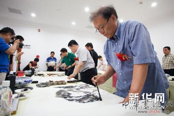 （晚报）（1）国家行政学院举行“学院梦翰墨情”书画展暨名家笔会