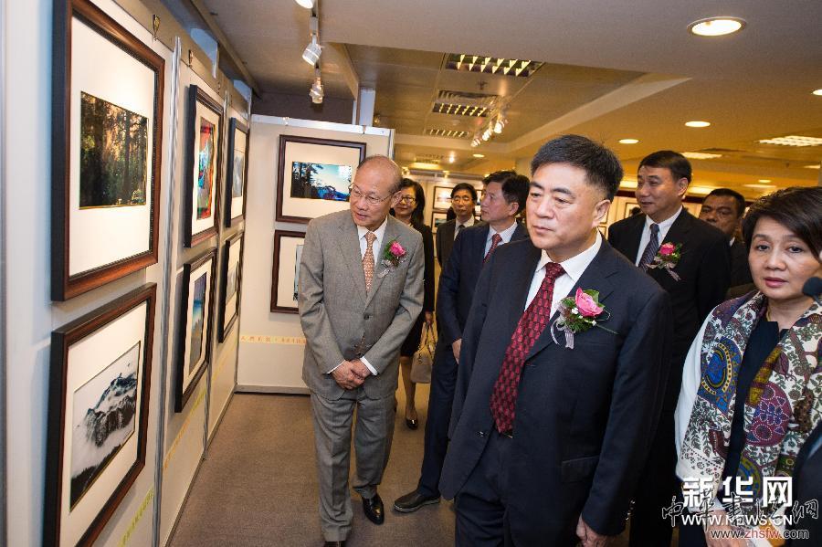 （晚报）（1）“井冈山风光摄影展”在澳门举行