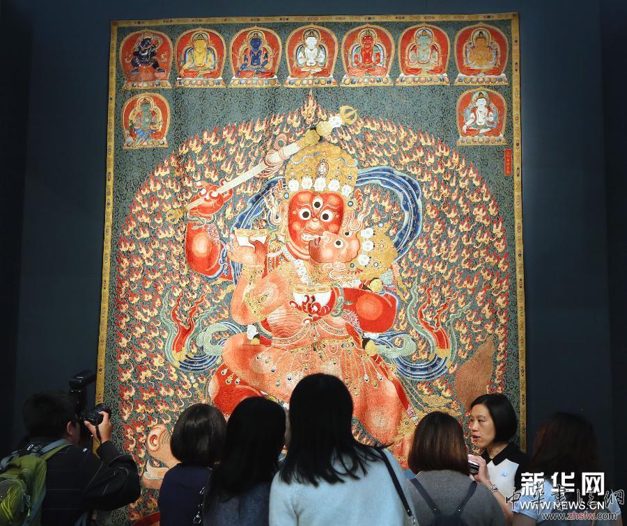 （晚报）（2）香港佳士得举行重要中国瓷器及工艺精品秋拍预展
