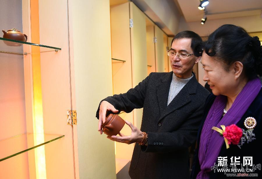 （新华网）（1）“境由心生—孔良法紫砂艺术展”在京开幕