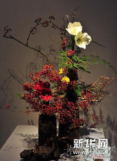 #（晚报）（2）“异常邂逅”插花艺术展在台北开展