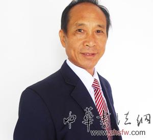 王明俊——特邀最受欢迎的双十大人民书画家献礼全国两会