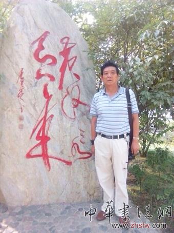 李世明——特邀最受欢迎的人民书画家献礼全国两会