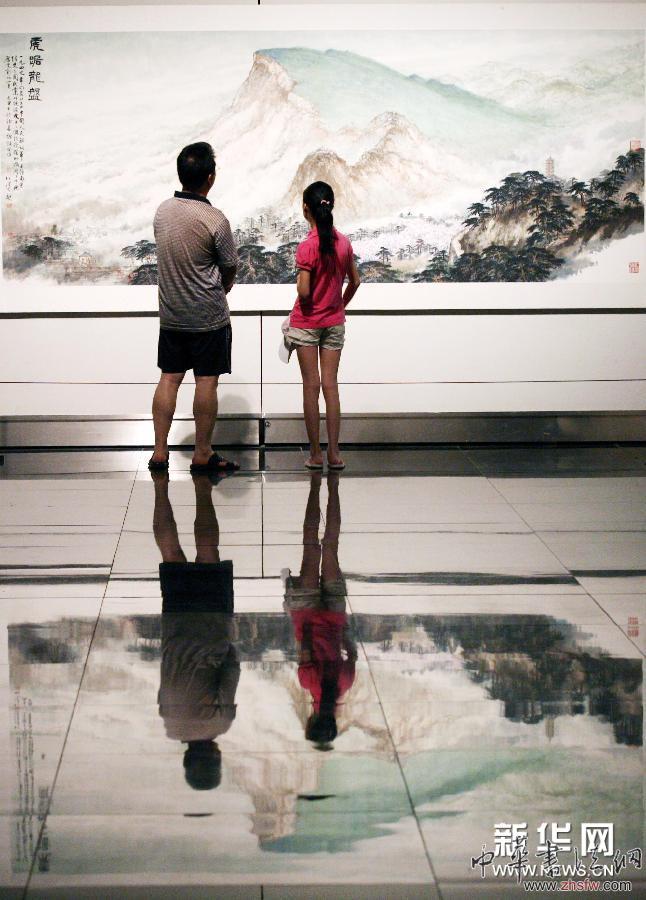 南京举办“革命征程”书画作品展 图