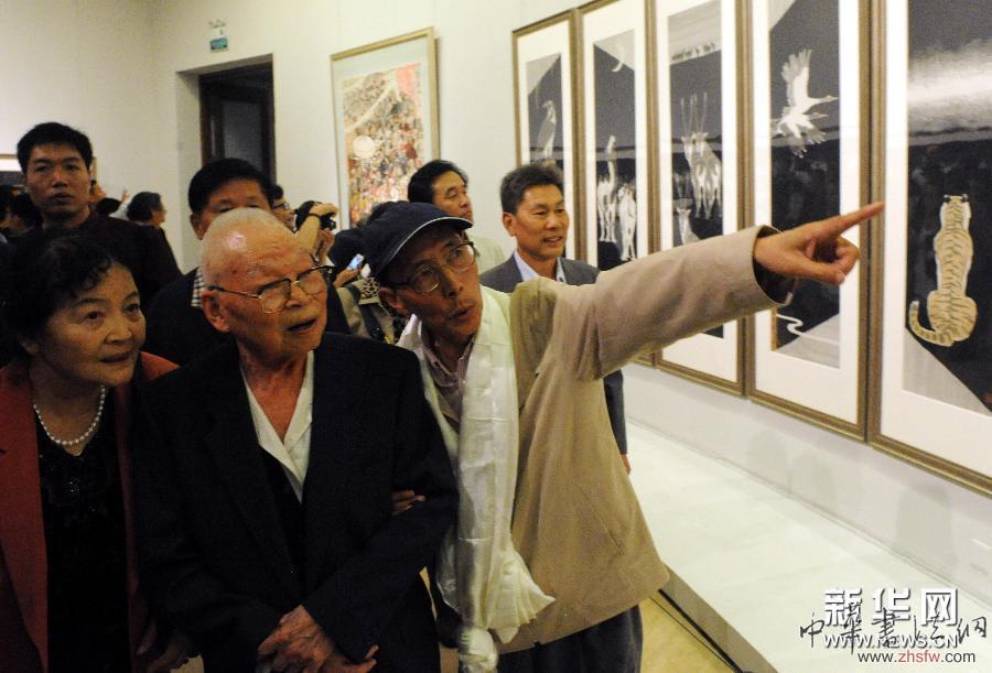 （新华网）（1）“韩书力进藏40年绘画展”在京举行 