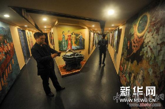 （晚报）（2）旅法油画家王俊英《静女》主题油画展亮相长沙