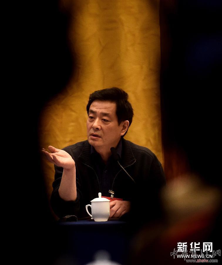（两会·改革热话题）（10）代表委员建言社会主义文化强国建设