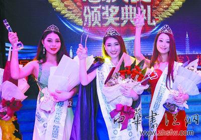 高校外教绘画教学受欢迎 师生互动乐学英语