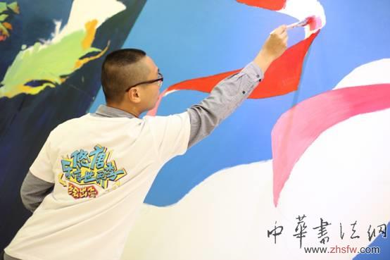 时尚卖场变艺术画室 美院学生