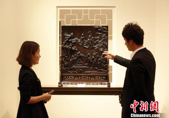 珍稀宫廷沉香插屏亮相古天一2014春季拍卖会