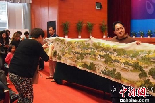 云南文博会首场拍卖遇冷超半数拍品流拍（组图）