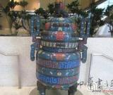 西雅图男子无端损毁价值10万美元的中国瓷器