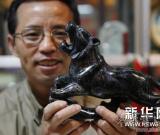 玉雕手艺传承百年 图