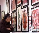 山西：“廉政文化”成传统剪纸新主题 图