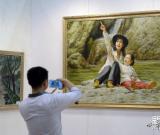 朝鲜当代油画精品展亮相西湖艺博会 组图